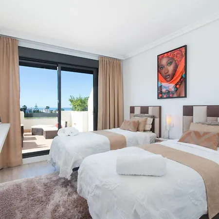 Sunset Golf, Sea View And Pool Apartment *